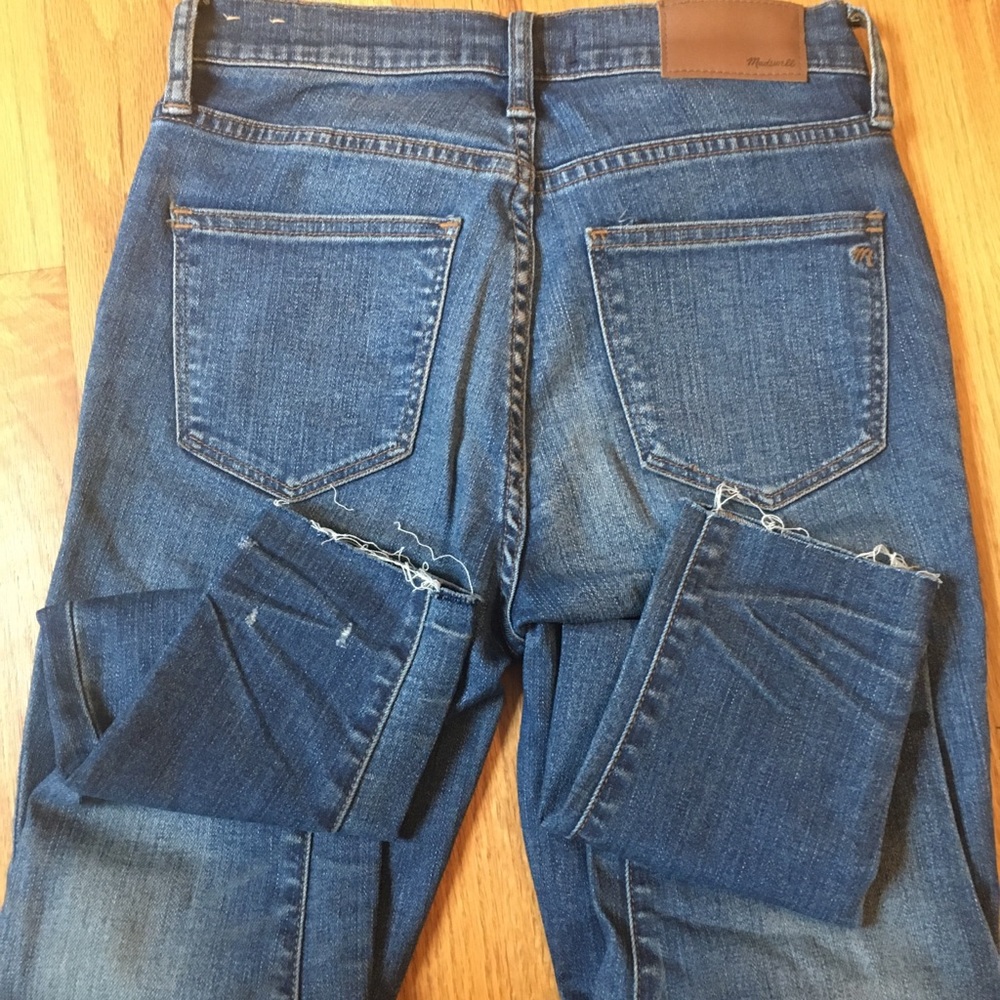 Madewell 9” High Riser Skinny Button Fly - Picture 6 of 7
